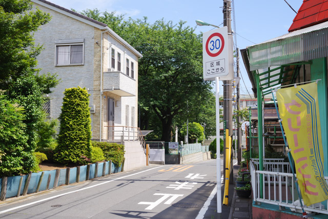 七郷神社付近の道路