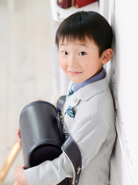 小学校入学記念撮影を仲良し兄弟で♪(川口市のお客様)