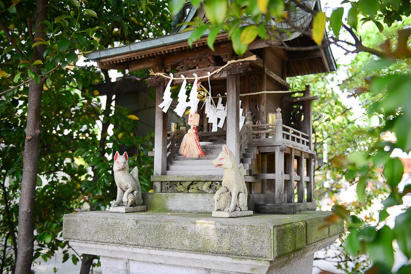 お宮参り・七五三におすすめ埼玉県川口市 前川神社狐