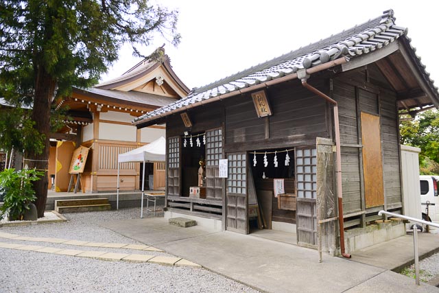 武蔵第六天神社の境内