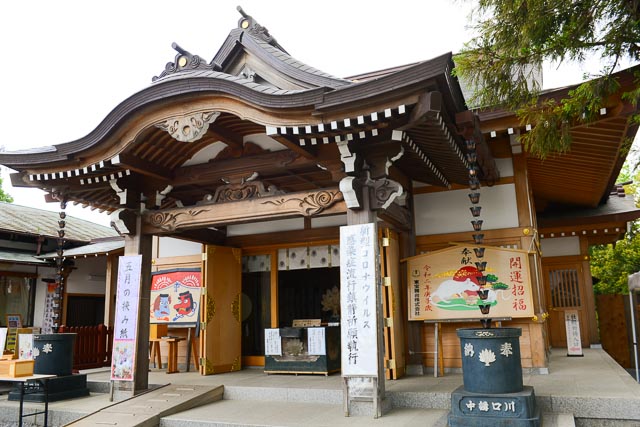 七五三&お宮参りにおすすめ 武蔵第六天神社の拝殿